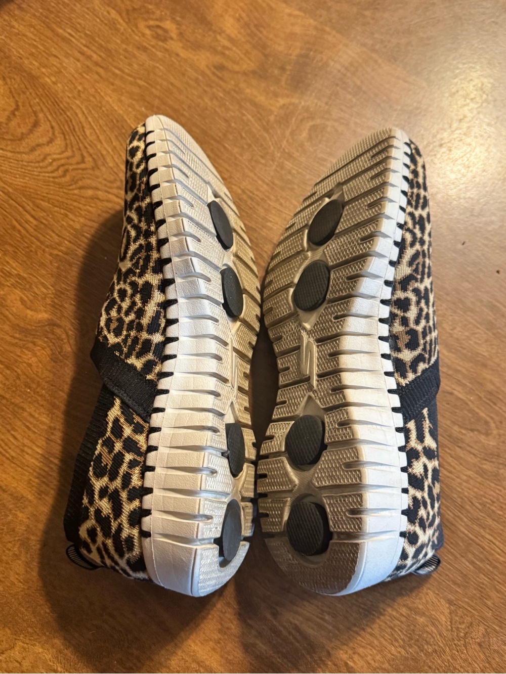 Skechers Slip-On Sneakers with Leopard Knit Upper - Black/Tan - Picture 5 of 6